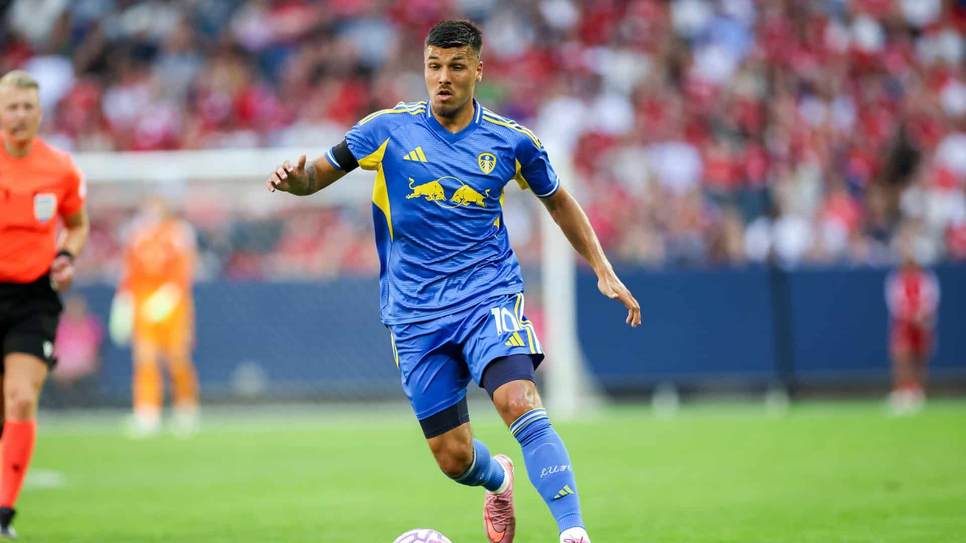 Joel Piroe with the ball at his feet looking cool in the new away kit vs Scum in Sweden