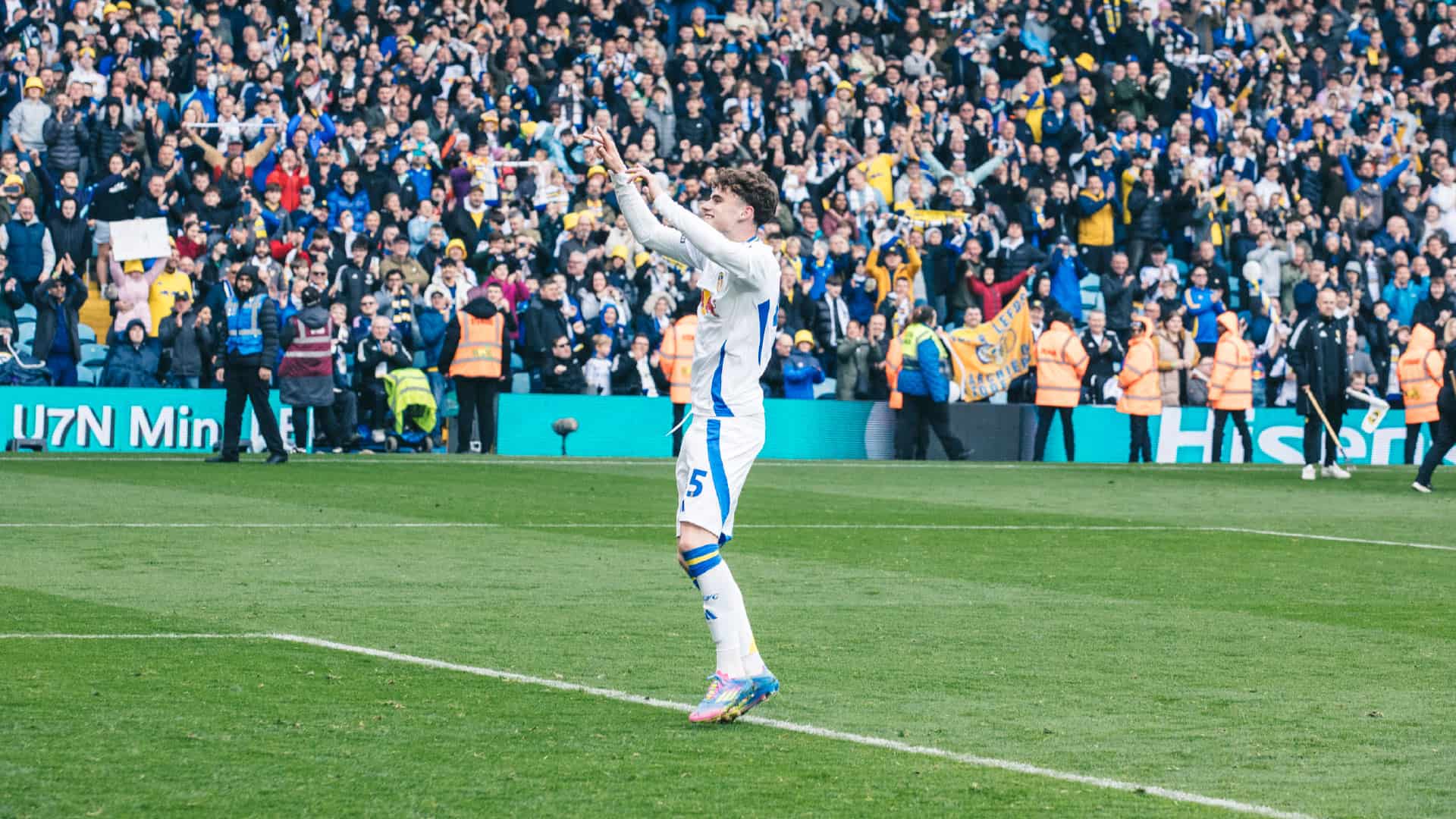 Harry Gray dancing in front of the kop to I Predict A Riot. What a life