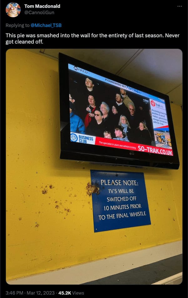 A tweet of a photo of a pie smashed against a wall, and the caption:'This pie was smashed into the wall for the entirety of last season. Never got cleaned off.'